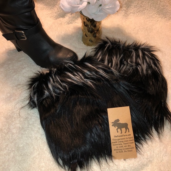 NEW Boutique Faux Fur Boot Toppers - Picture 5 of 5